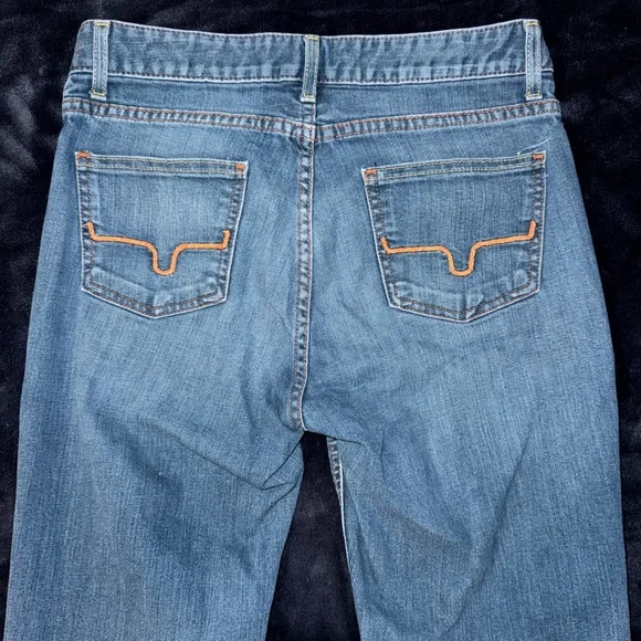 Kimes Jeans - Picture 2 of 5
